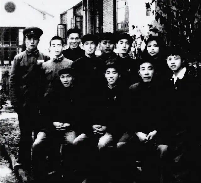 41年后鉴定人披露事故发生的详情惹人泪目k8凯发马竞赞助1962年雷锋因公牺牲(图9)