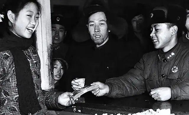 41年后鉴定人披露事故发生的详情惹人泪目k8凯发马竞赞助1962年雷锋因公牺牲(图8)