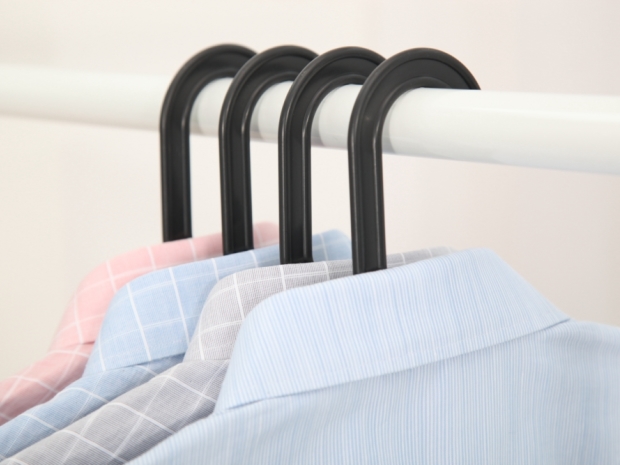 钱?家居装修改造指南安装一个晾衣架多少(图1) 钱?家居装修改造指南安装一个晾衣架多少(图1)